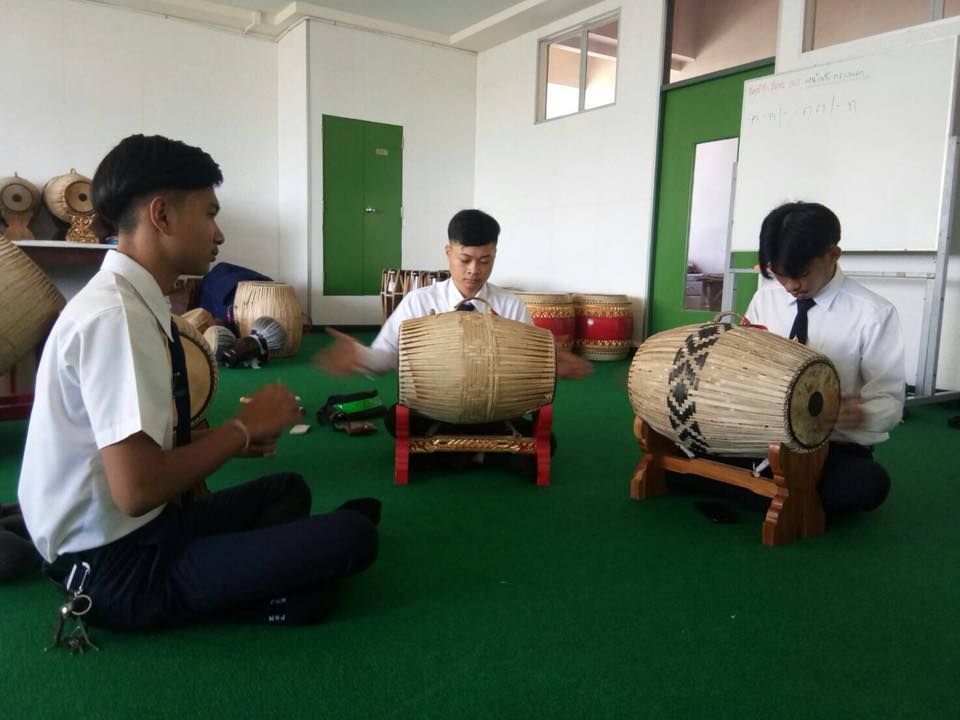 โครงการปรับพื้นฐานการเรียนรู้วิชาชีพ สาขาวิชาดนตรีคีตศิลป์ไทยศึกษา นักปฏิบัติมืออาชีพ (Hands-On) สำหรับนักศึกษาชั้นปีที่ 1 ประจำปีการศึกษา 2561