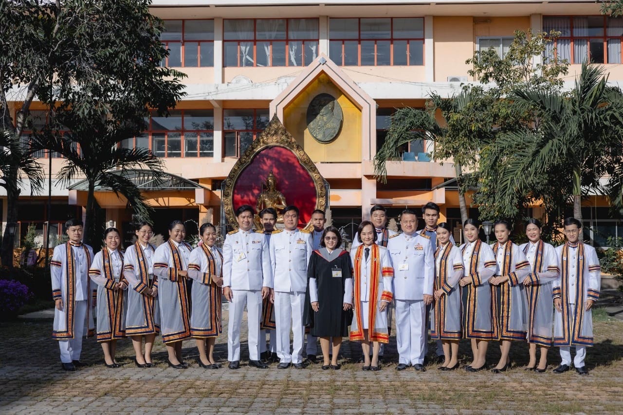 สาขาดนตรีไทย มทร.ธัญบุรี ขอแสดงความยินดีกับลูกๆบัณฑิตทุกคน..